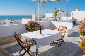Conil town house with roof terrace and great views